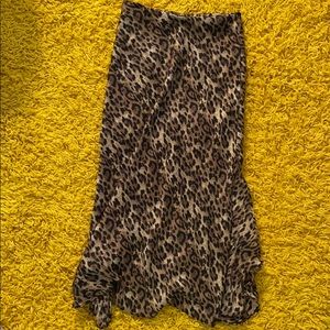 Mid silk cheetah skirt.